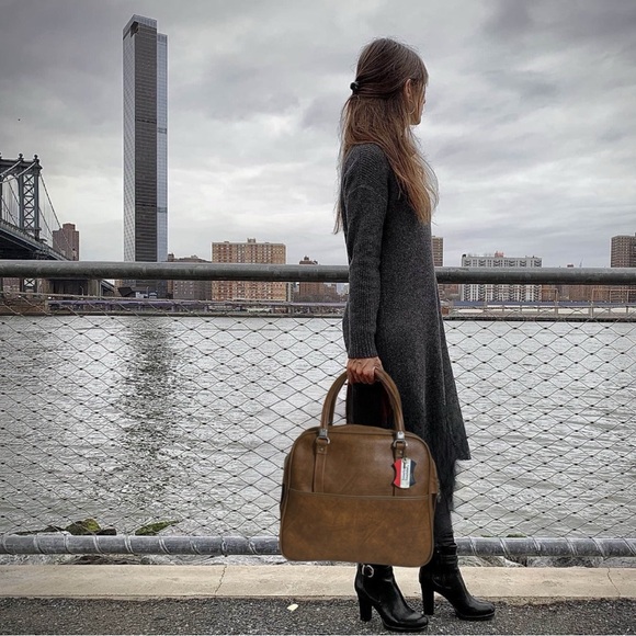 AMERICAN TOURISTER • Vintage Camel Leather Carry-On Bag Luggage Overnight - Picture 2 of 13